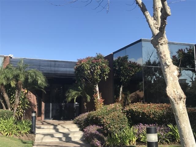 More Photos Of 4611 Teller Ave, Newport Beach Medical For Lease