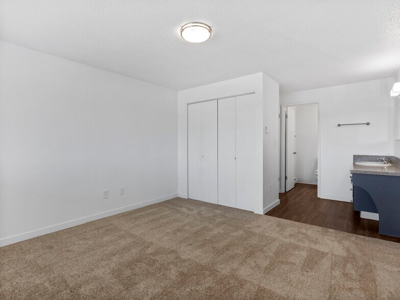 More Photos Of 210 Bethel St NE, Olympia Apartments For Sale