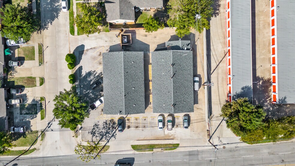 More Photos Of 2001 Carl Rd, Irving Apartments For Sale