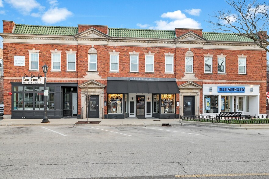 More Photos Of 11-21 E 1st St, Hinsdale Storefront Retail Office For Lease