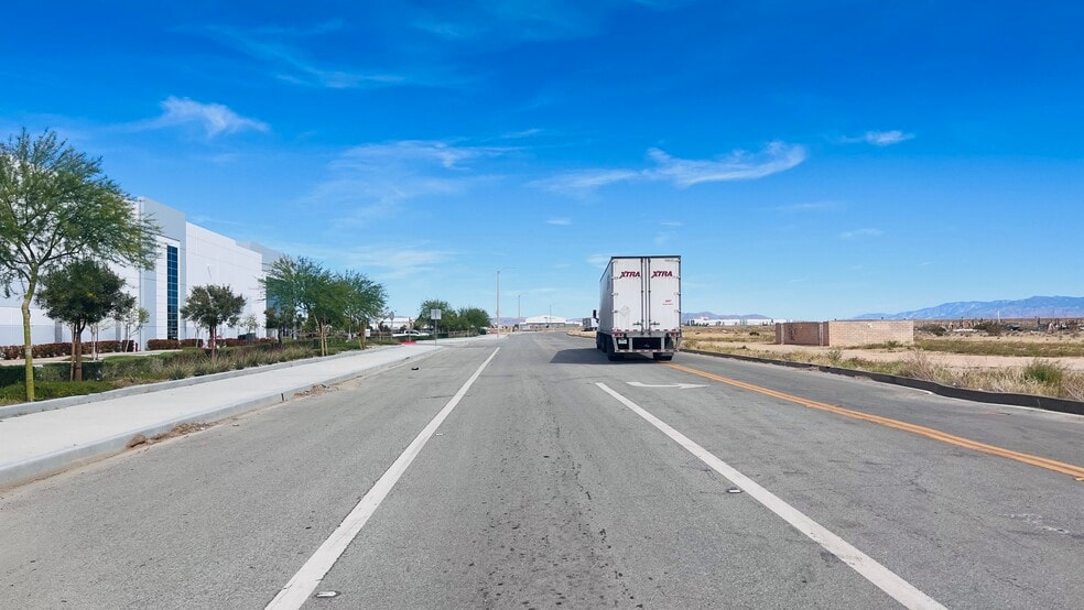 More Photos Of 12036 Bartlett Ave, Adelanto Office Residential For Sale