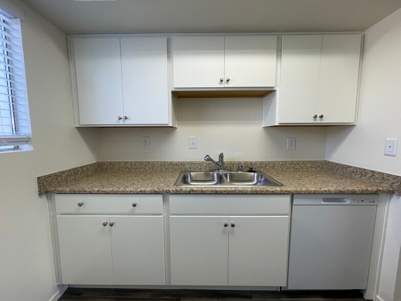 More Photos Of 5801 W Washington Ave, Las Vegas Apartments For Sale