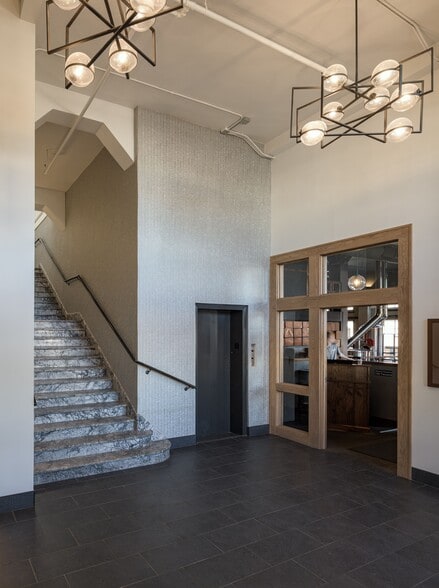 More Photos Of 201-205 Shoshone St N, Twin Falls Loft Creative Space For Sale