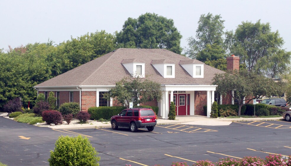 More Photos Of 730 Fox St, Mukwonago Bank For Sale