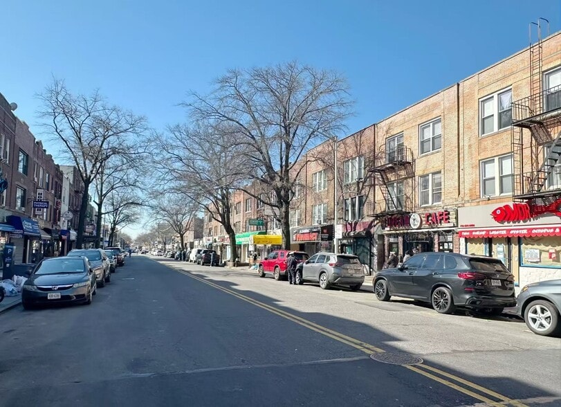 More Photos Of 2534 Steinway St, Long Island City Multifamily For Sale