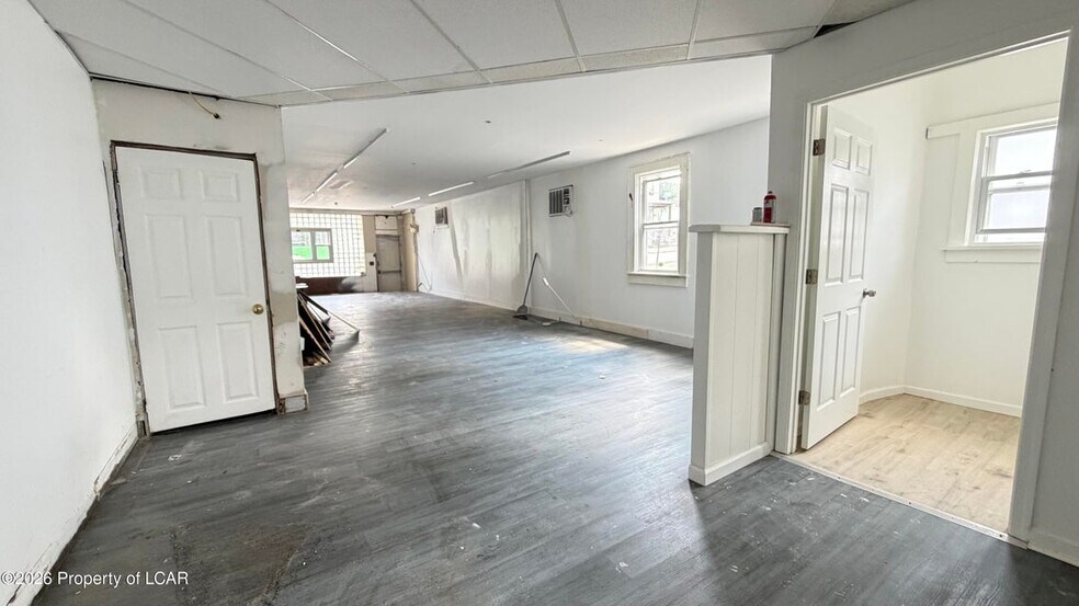 More Photos Of 125 Grove St, Wilkes-Barre Apartments For Sale