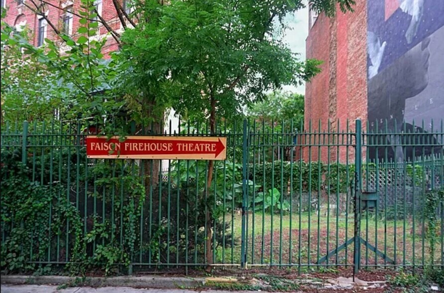 More Photos Of , New York Unknown For Sale