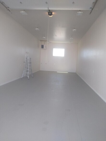 More Photos Of 3811 N Commerce Cir, Idaho Falls Light Manufacturing For Lease