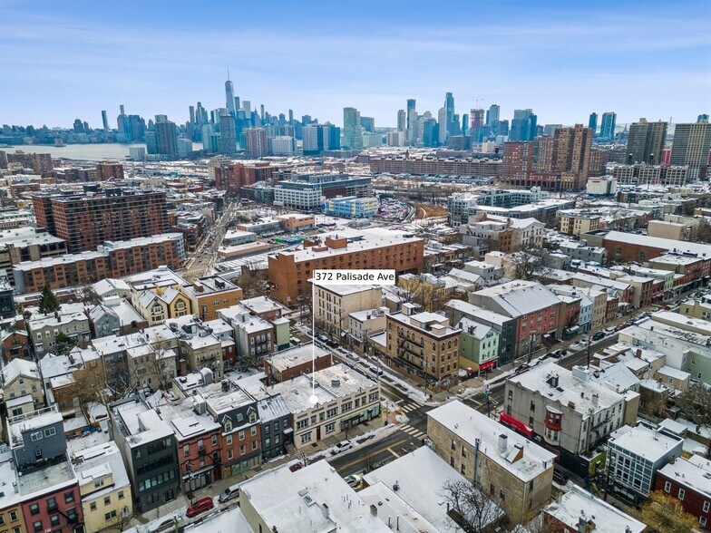 More Photos Of 372 Palisade Ave, Jersey City Apartments For Sale