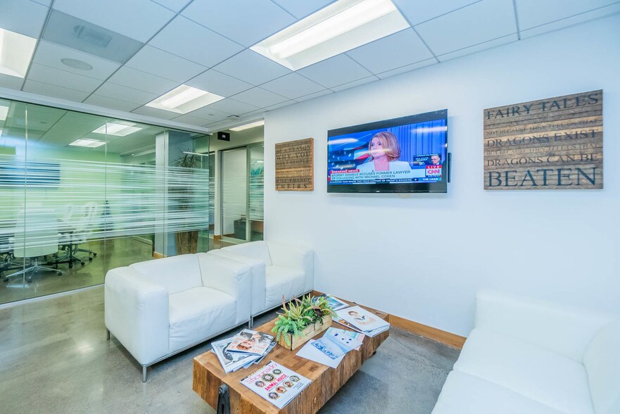 More Photos Of 4343 Von Karman Ave, Newport Beach Coworking Space