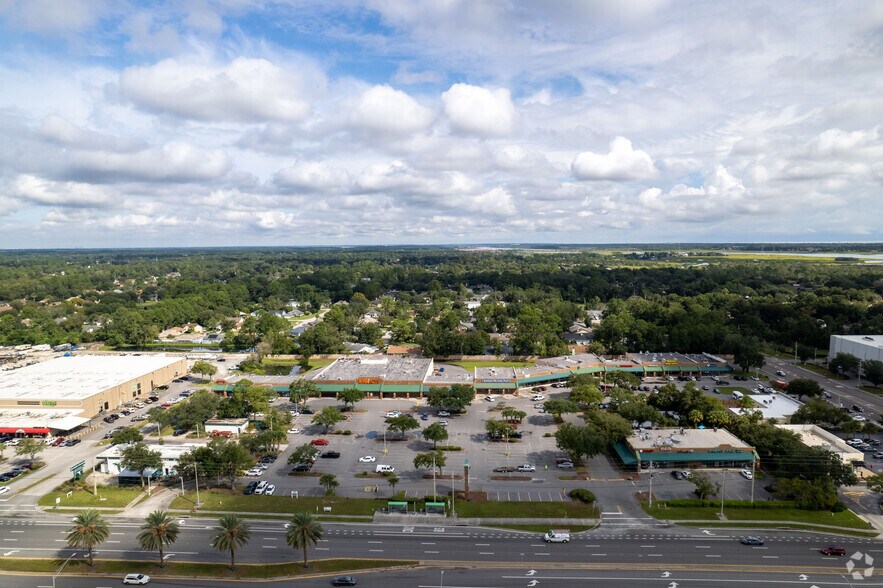 More Photos Of 14333 Beach Blvd, Jacksonville Unknown For Lease