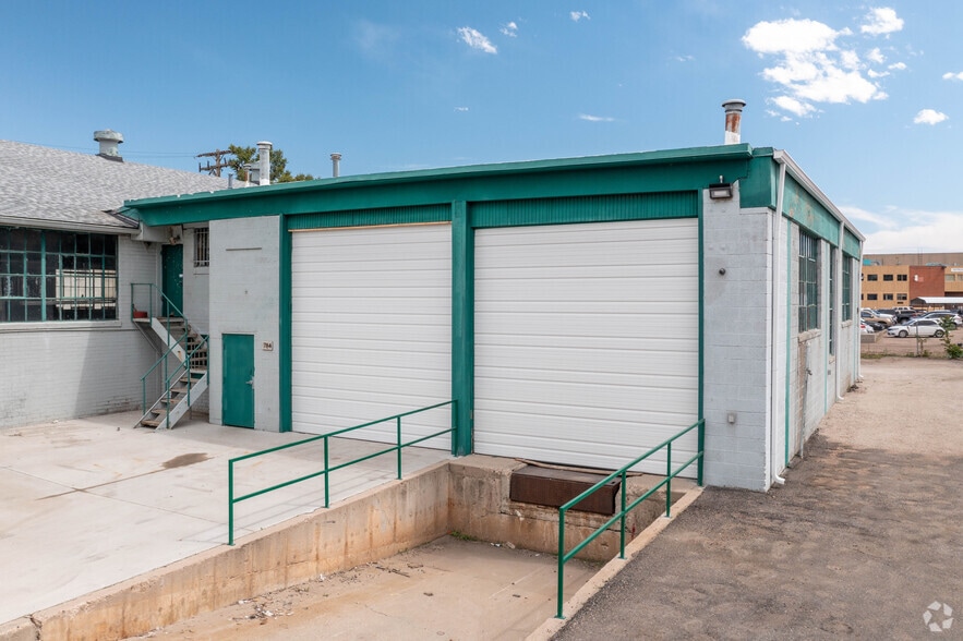 More Photos Of 790 E 51st Ave, Denver Manufacturing For Lease