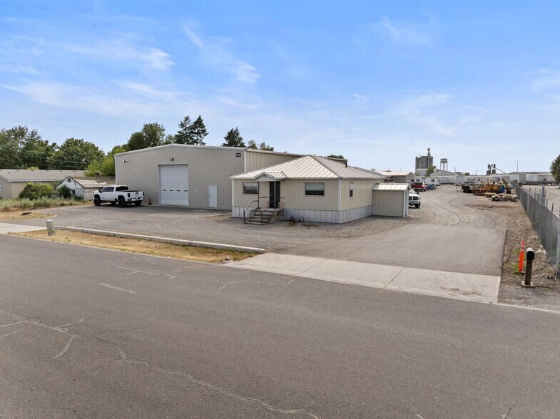 More Photos Of 3315 N Tschirley Rd, Spokane Valley Flex For Sale