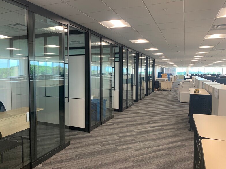 More Photos Of 2211 Congress St, Portland Office For Lease