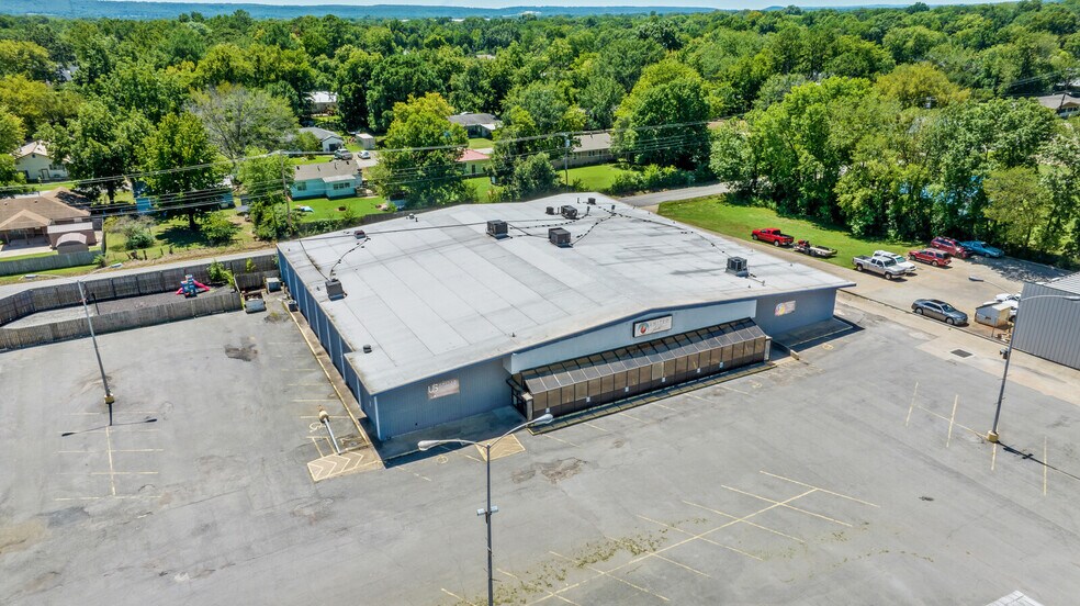 More Photos Of 814 E Cherokee Ave, Sallisaw Religious Facility For Sale