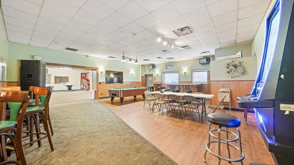 More Photos Of 210 Superior Ave, Tomah Bowling Alley For Sale
