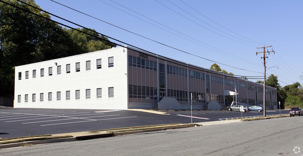 Primary Photo Of 5400 Port Royal Rd, Springfield Research And Development For Lease