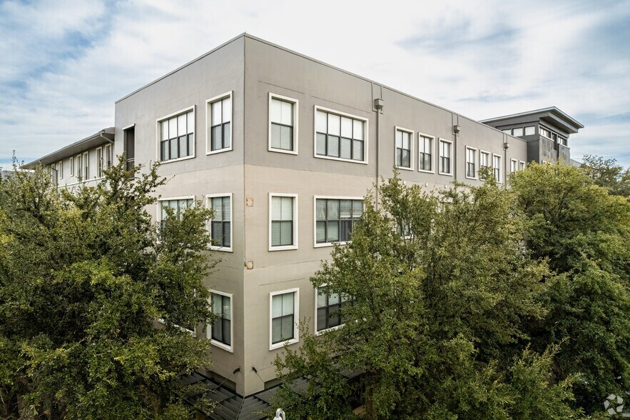 More Photos Of 7140 Bishop Rd, Plano General Retail For Lease