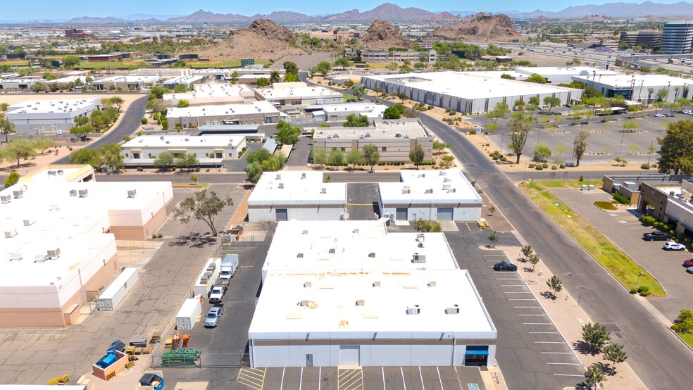 More Photos Of 3010 S 52nd St, Tempe Warehouse For Lease