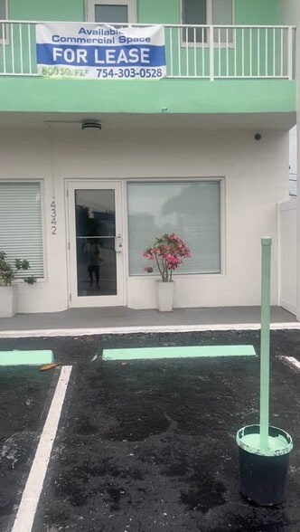Primary Photo Of 4342 Sea Grape Dr, Lauderdale-by-the-Sea Office For Lease