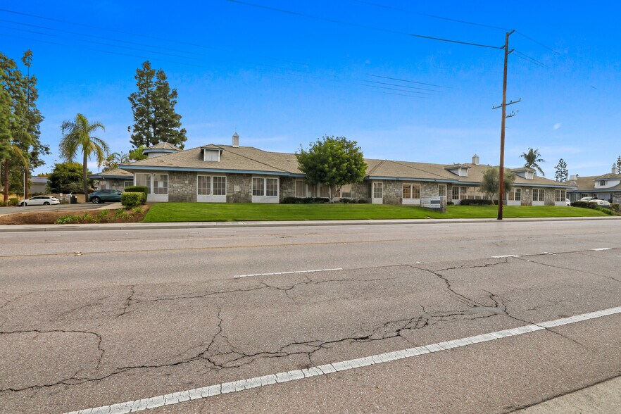 More Photos Of 1421 N Wanda, Orange Medical For Lease