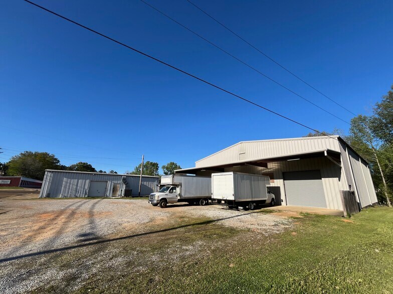 More Photos Of 1103 E Main St, Philadelphia Storefront For Sale