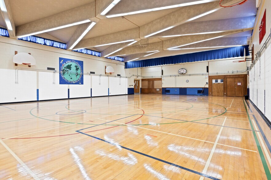 More Photos Of 2625 Draper Av, Ottawa Land For Sale