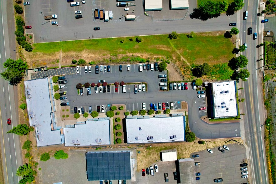 More Photos Of 2910-2940 W Cascade Ave, Hood River Unknown For Lease