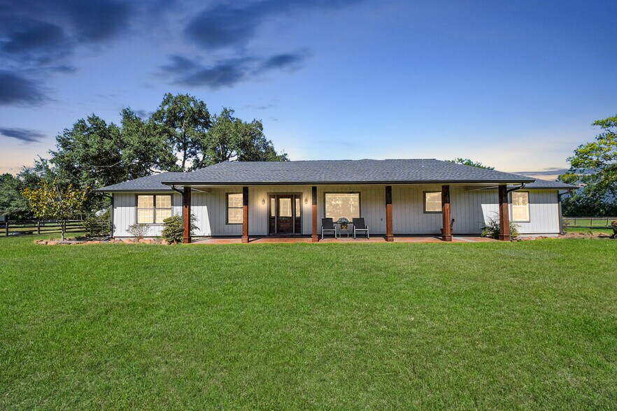 More Photos Of 16076 Highway 105, Cleveland Land For Sale
