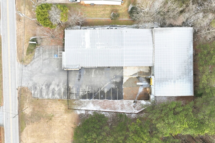More Photos Of 3743 Old Flowery Branch Rd, Oakwood Warehouse For Lease