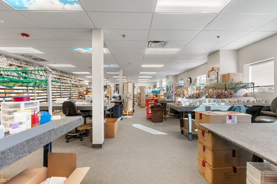 More Photos Of 3250 Tower Rd, Prescott Industrial For Sale