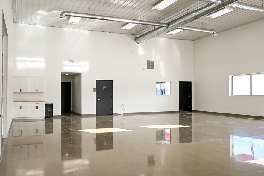 More Photos Of 23367 US 23, Circleville Industrial For Lease