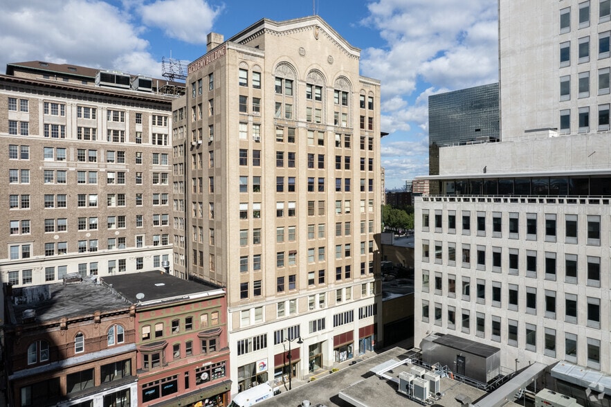More Photos Of 17 Academy St, Newark Office For Lease