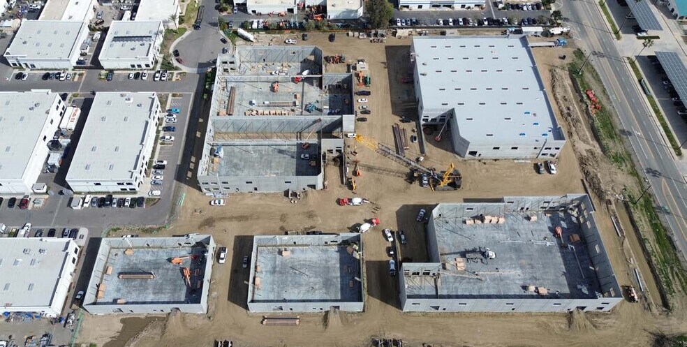 More Photos Of 512 Birch St, Lake Elsinore Manufacturing For Sale