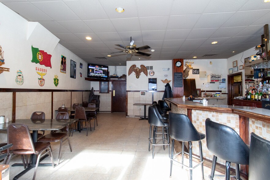More Photos Of 172 Maple St, Naugatuck Restaurant For Sale