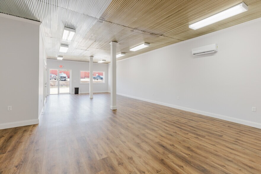 More Photos Of 501 W Forsyth St, Americus General Retail For Sale