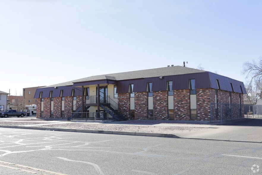 More Photos Of 1002-1008 W Abriendo Ave, Pueblo Office For Lease