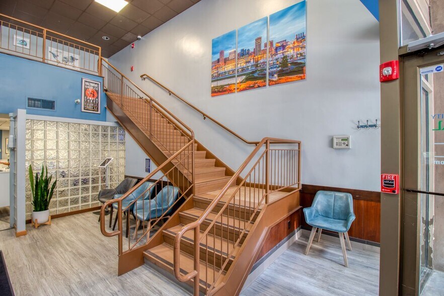 More Photos Of 300 N Charles St, Baltimore Apartments For Lease