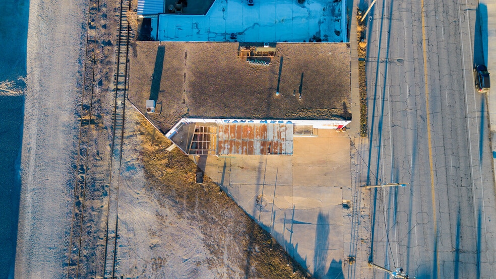 More Photos Of 3054 Southwest Blvd, Kansas City Warehouse For Sale