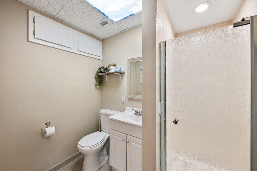 More Photos Of 3378 S 2300 E, Salt Lake City Medical For Sale
