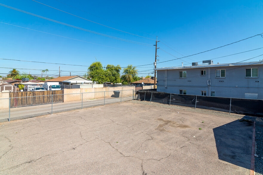 More Photos Of 2142 E Taylor St, Phoenix Multifamily For Sale