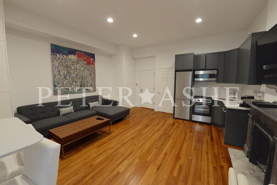 More Photos Of 53 E 64th St, New York Apartments For Sale