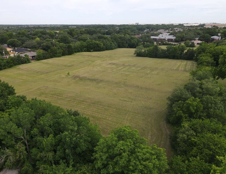 More Photos Of 300 W Wintergreen Rd, DeSoto Land For Sale