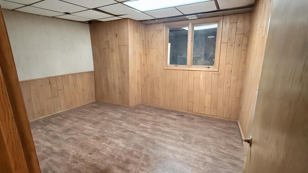 More Photos Of 7242 Bradley St, Lake Tomahawk Office For Sale