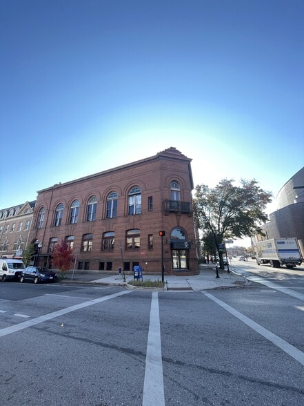 More Photos Of 1225 Cathedral St, Baltimore Restaurant For Lease