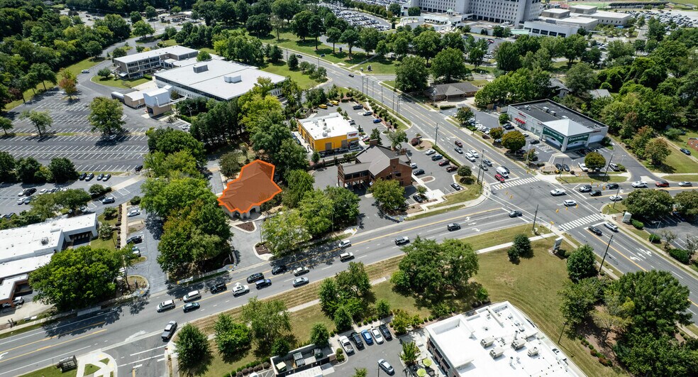 More Photos Of 110 E Carver St, Durham Medical For Lease