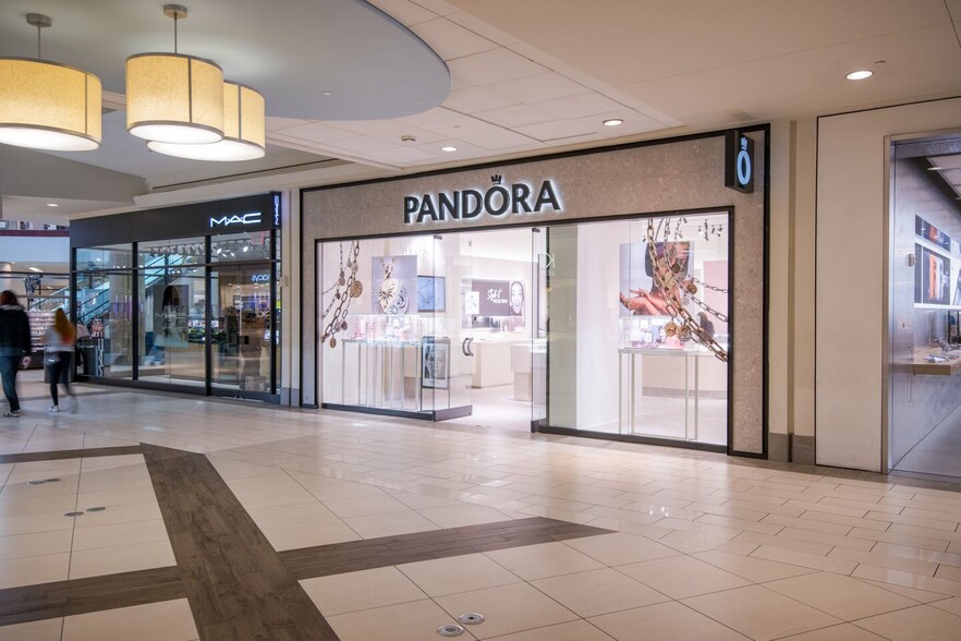More Photos Of 1000-1600 Cumberland Mall SE, Atlanta Unknown For Lease