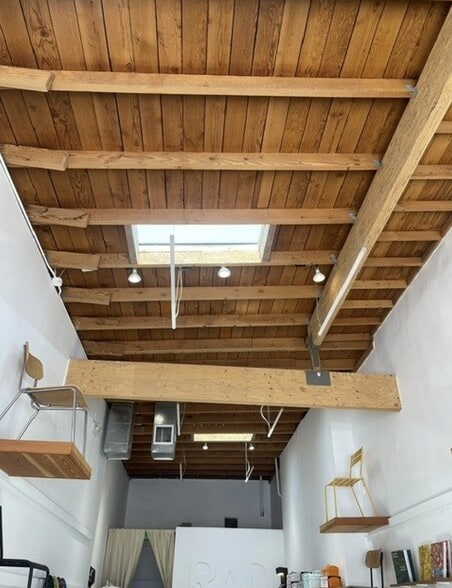 More Photos Of 3189 Glendale blvd, Los Angeles General Retail For Lease