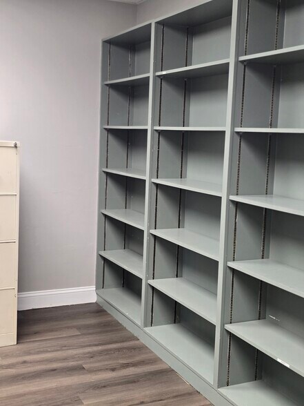 More Photos Of 400 Percival Rd, Columbia Office For Lease