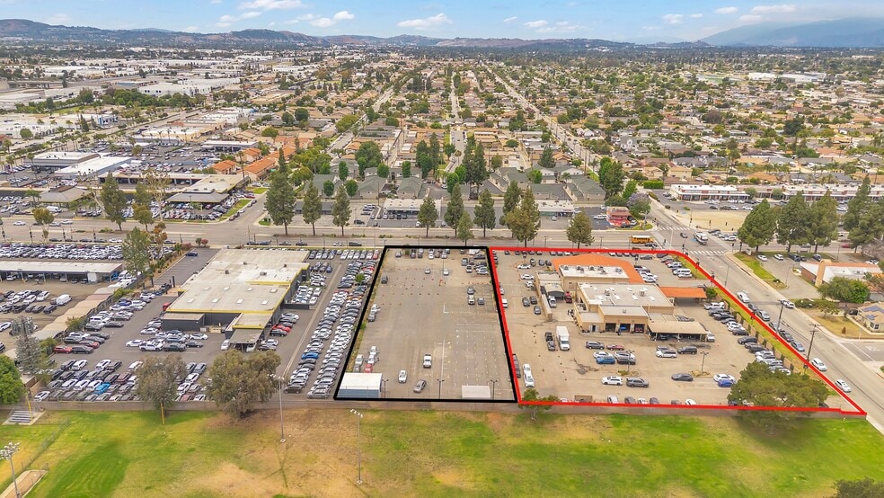 More Photos Of 10325 Central Ave, Montclair Auto Dealership For Lease